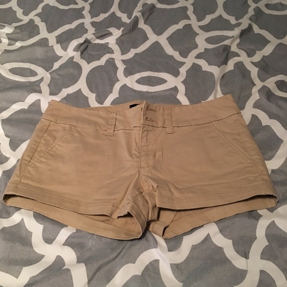 American Eagle Shorts - Picture 1 of 3